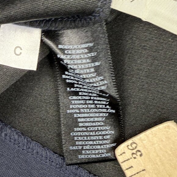 Ann Taylor Shirt Womens Medium Navy Black Lace Shoulder Short Sleeve Zip Back - Picture 7 of 11